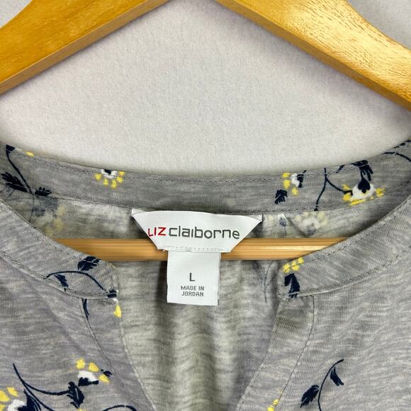 Woman's Casual Chic Shirt Bundle - Size Large Normcore Everyday Wear - Picture 4 of 13